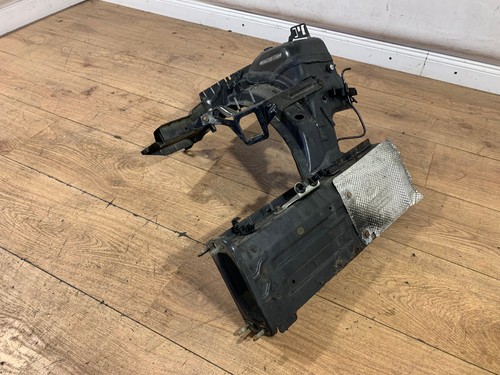 BMW E90 E91 Längsträger vorn rechts Front Karosserie Radhaus Kotflügel schwarz !