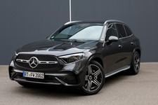 Mercedes-Benz GLC200 GLC 200 4Matic 9G-TRONIC AMG Standheizung Leserlicht