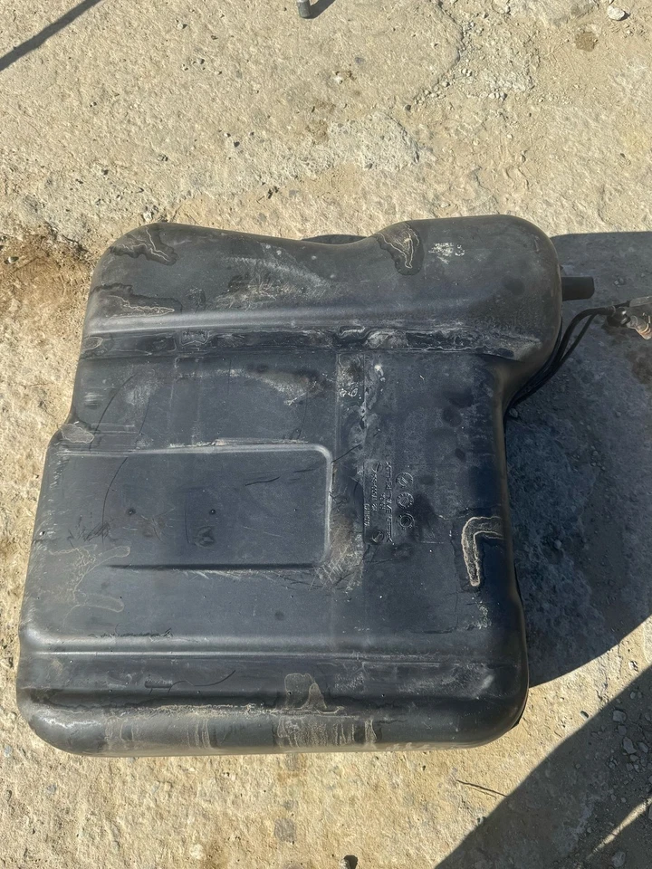 Honda Civic Fuel Tank Assembly | 01 02 03 04 05 Foto 3 de 4