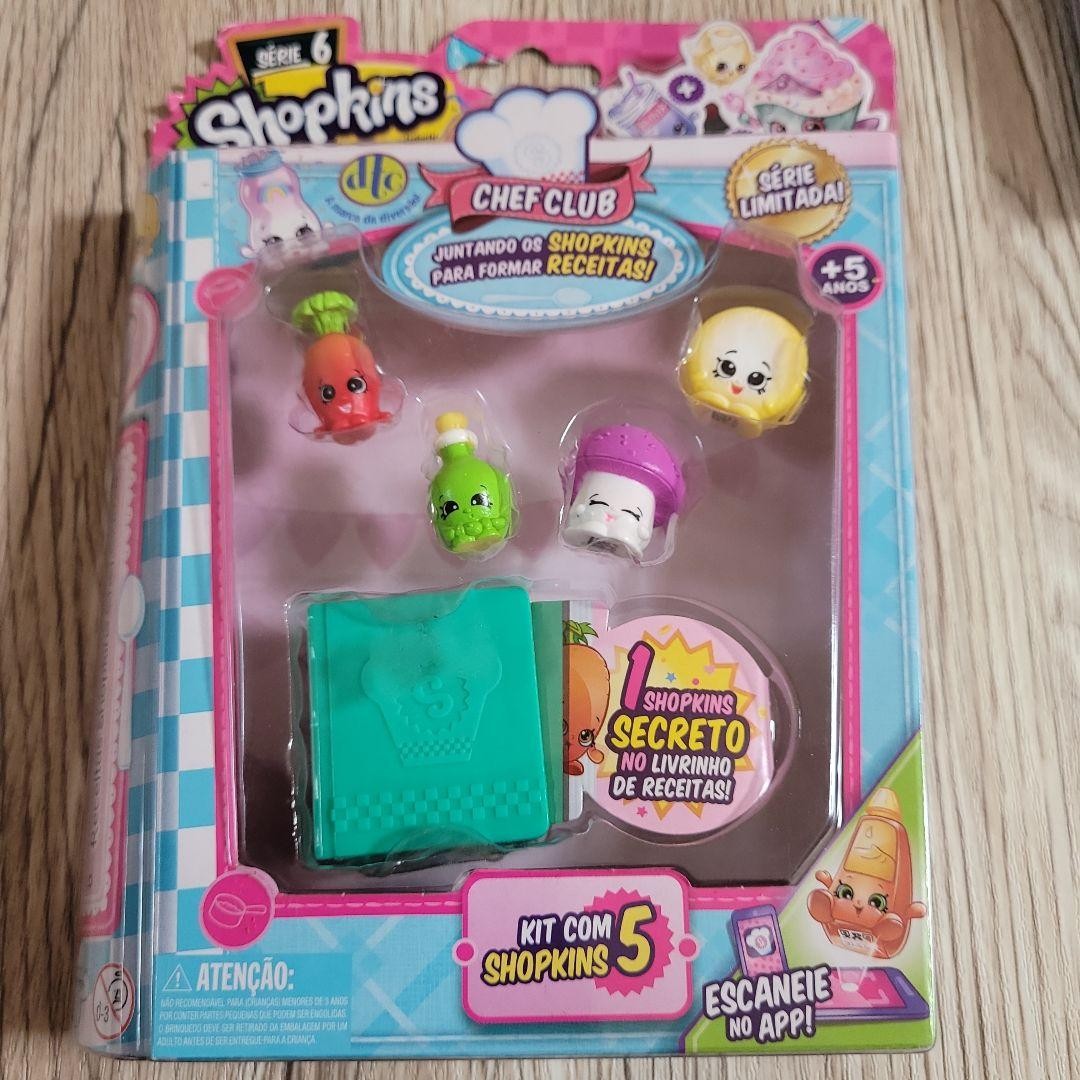Shopkins Season 6 Chef Club 5 Pack Figures Set with Recipe Book Collectible Toy