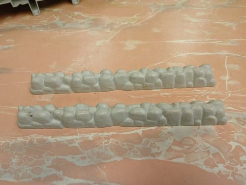 2Marx Flintstones Rock Wall Vintage 1960s Prehistoric Dinosaur PlaySet Accessory