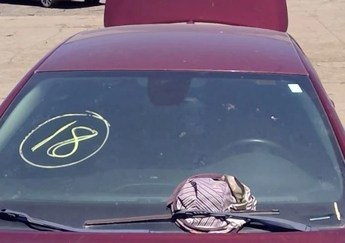 15 2016 17 Chrysler 200 Passenger RH Headlight Halogen Projector w/ Black Bezel Foto 4 de 4