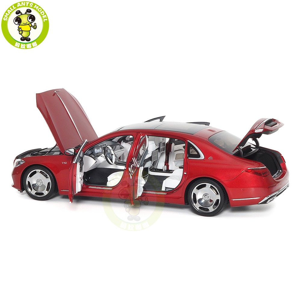 Almost Real 1/18 Maybach Benz S680 2021 - Noir/Argent, Intérieur Rouge - Neuf