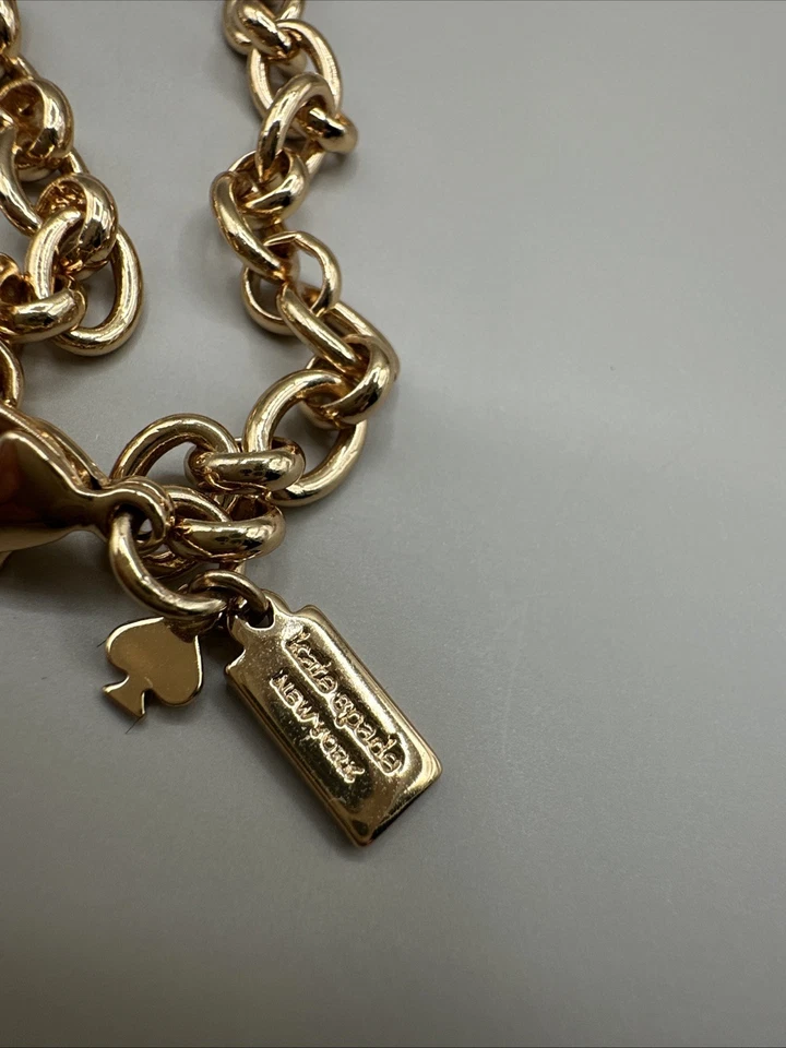 Kate Spade淡粉色流行奖章吊坠声明金色项链 — 第 3/4 张图片