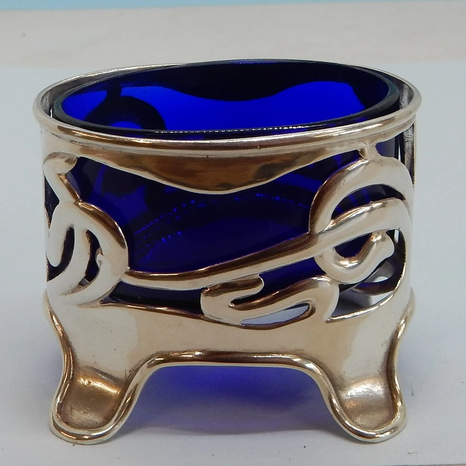 ART NOUVEAU PLATA ESTERLINA Y VIDRIO AZUL SAL ABIERTA Levi & Salaman Birm 1904 Foto 4 de 4