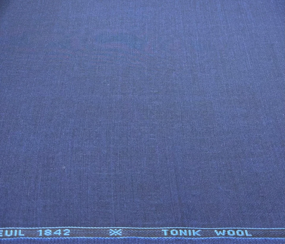 Blue Tonik Patagonia All Wool Fabric Suiting Fabric By Dormeuil, 3.50m x 1.50m - Image 3 of 4