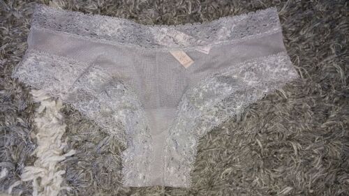 VS flocked dot lace & mesh cheeky NEW size medium pale grey - Afbeelding 1 van 2