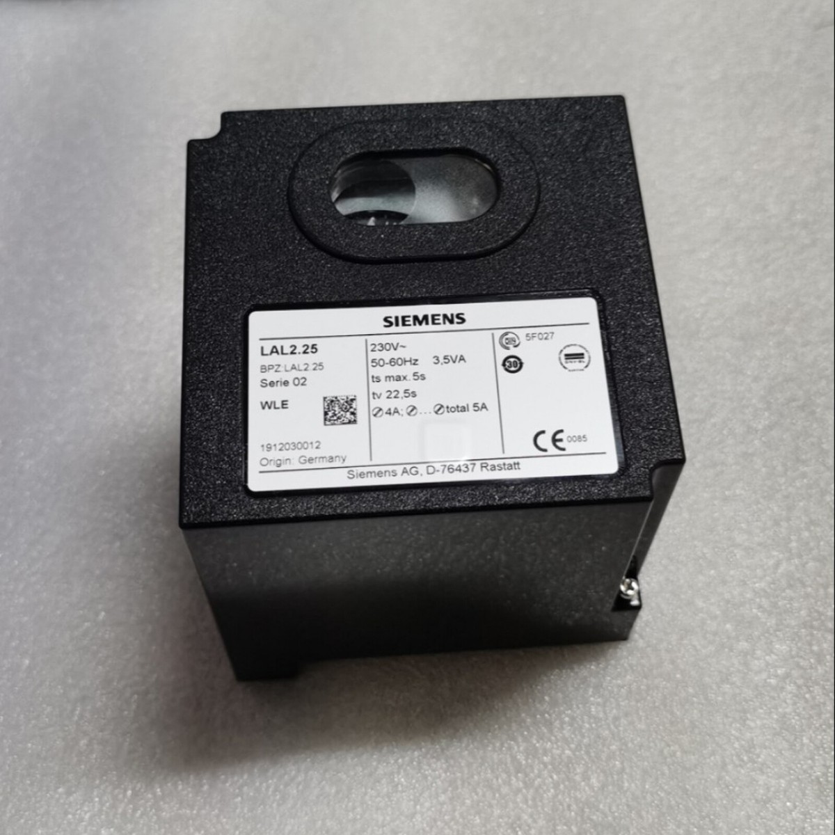 LAL2.25 SIEMENS Series 02 220-240V Control Box For Oil
