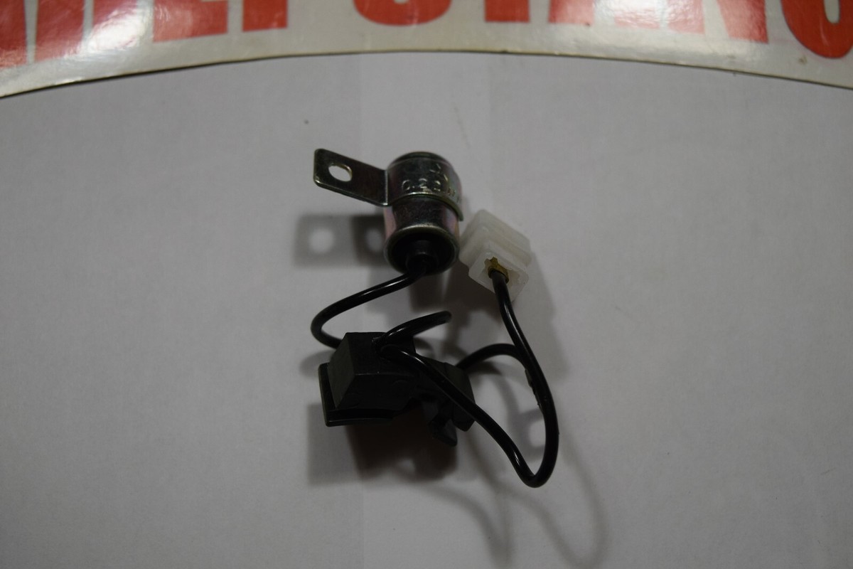 MAZDA 323 626 929 GM544 NEW OLD STOCK MITSUBISHI CONDENSER