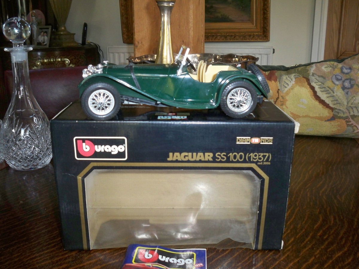 BURAGO 1:18 3006 JAGUAR SS 100 1937 IN BOX / DANS SA BOITE