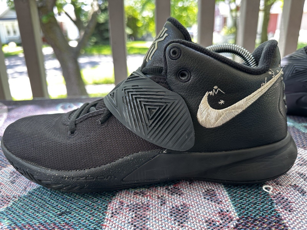 シューズ(男性用) NIKE KYRIE FLYTRAP III EP 31cm Nike Kyrie Irving Flytrap III Men's 11.5 Black Red Zoom