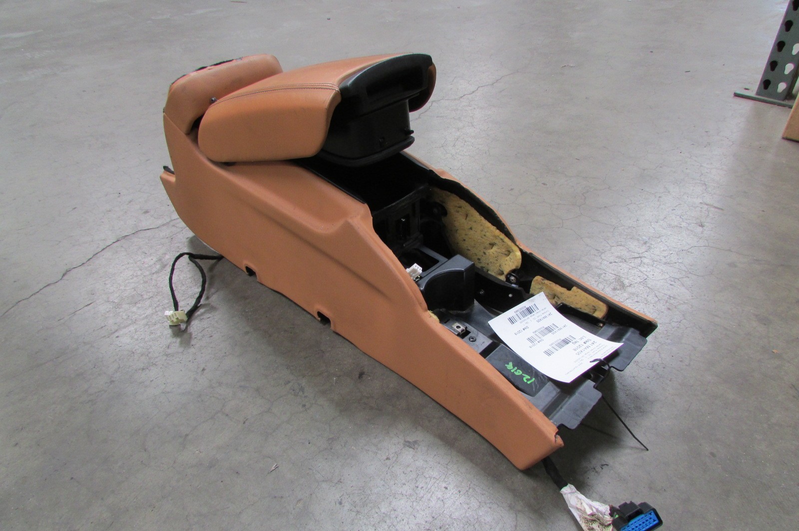 Maserati Quattroporte, Beige Front Center Console, Used P/N 981342005