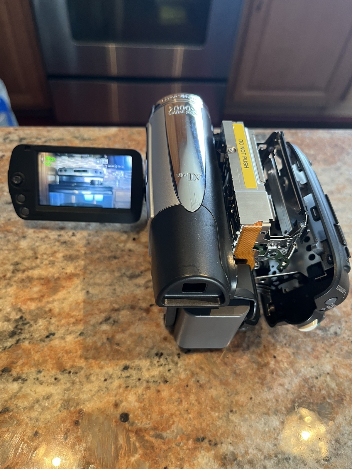 Zr960 Advanced Zoom. Works! Battery And Charging Cable