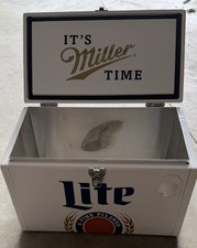 Refrigerador de cofre de cerveza retro Miller Lite lados metálicos interiores de acero inoxidable leer