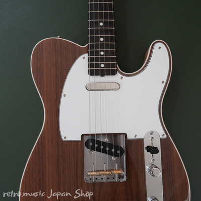 Fender FSR Traditional 60s Custom Telecaster Walnut Top with Gig