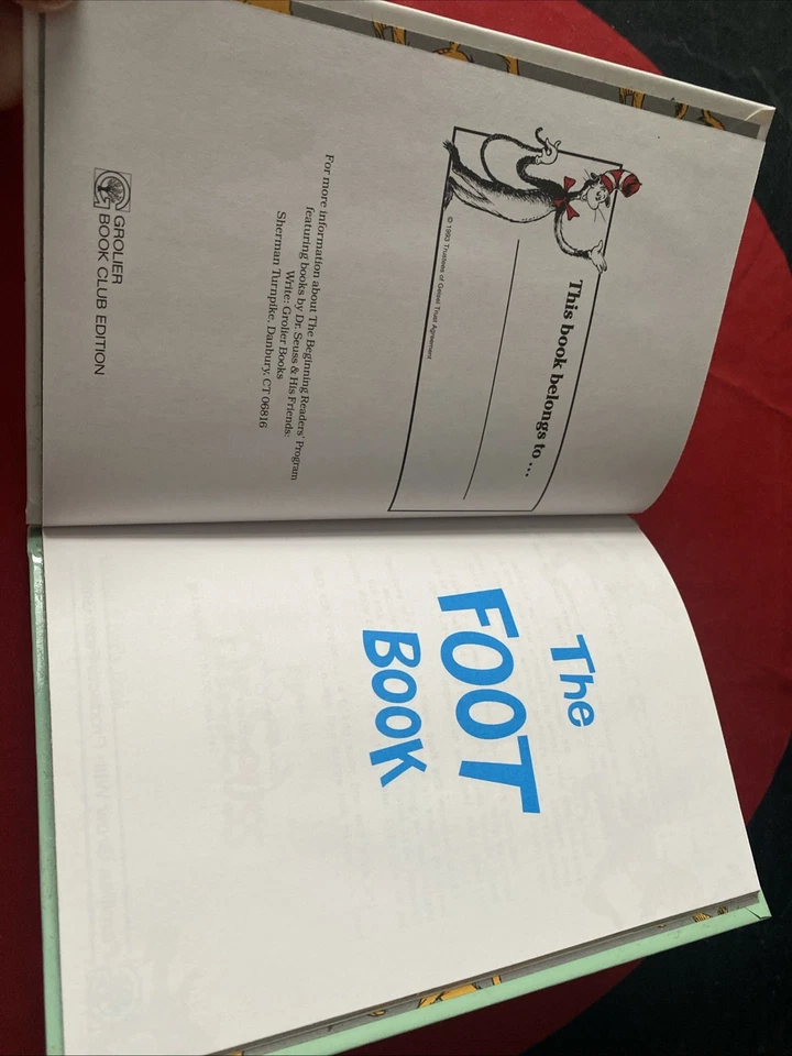 *KIDS* Dr. Seuss - The Foot Book (1968, VINTAGE Hardcover Book) - Image 4 of 4