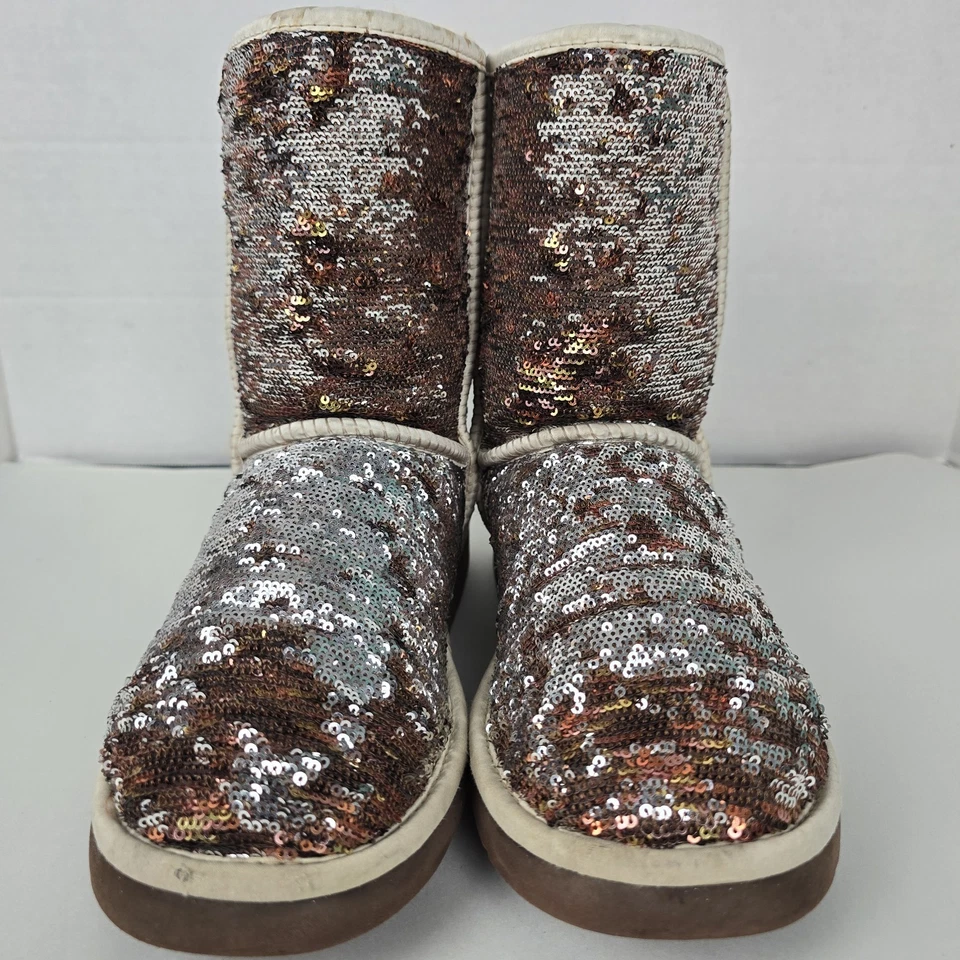 Botas UGG Australia Clásicas Reversibles Lentejuelas Cobre/Plateado 3353 Talla 10 Foto 3 de 4