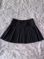 Elegant Black Pleated Bebe Skirt