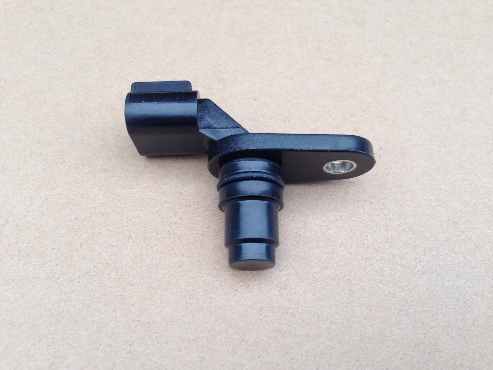 OEM# 12577245, 2131690 New Camshaft Position Sensor | eBay
