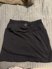 Womens Athleta Skirt Size XS - come with short liners