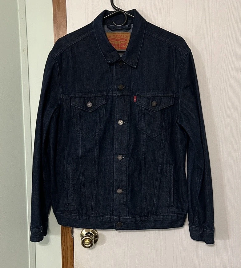 Levi's Women’s Dark Wash Denim Jacket Size Large