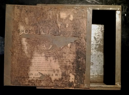 VERY VERY RARE Von Lengerke & Detmold TIN SHOTGUN CARTRIDGE CASE 