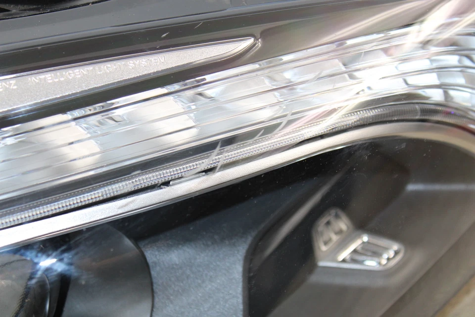 FARO XENÓN DERECHO PASAJERO MERCEDES R231 SL550 13-16 (dañado) Foto 4 de 4