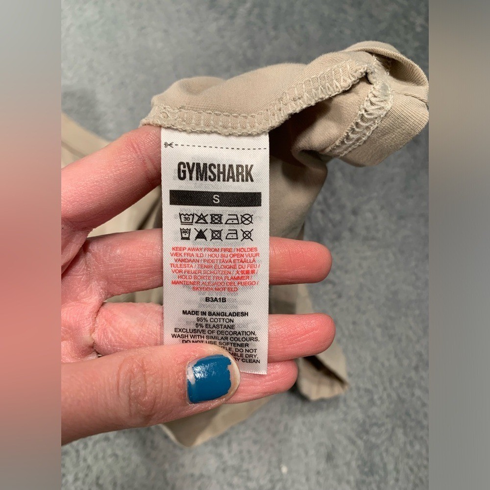 Gymshark Tan Crop Top small tee View 6