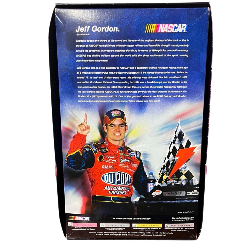 Barbie Nascar Jeff Gordon #24 2006 Barbie Coleccionista Etiqueta Rosa Muñeca Nueva en Caja Foto 4 de 4
