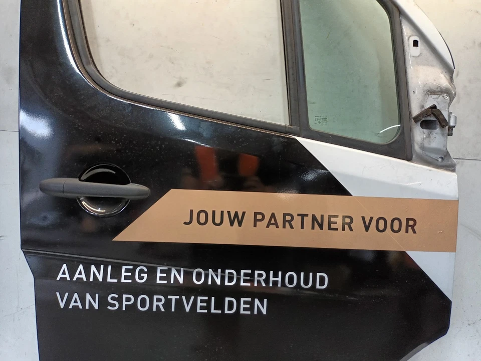 Puerta delantera derecha Mercedes-Benz Sprinter 3.5-T  313 CDI - Imagen 3 de 4