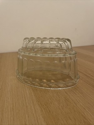 Große - 2 Etagen - ovale Glas Marmeladenform - einige Chips am Glas -