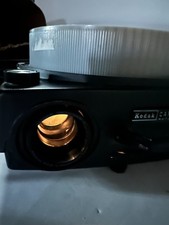 VINTAGE Kodak Carousel 850H Slide Projector w/ Remote