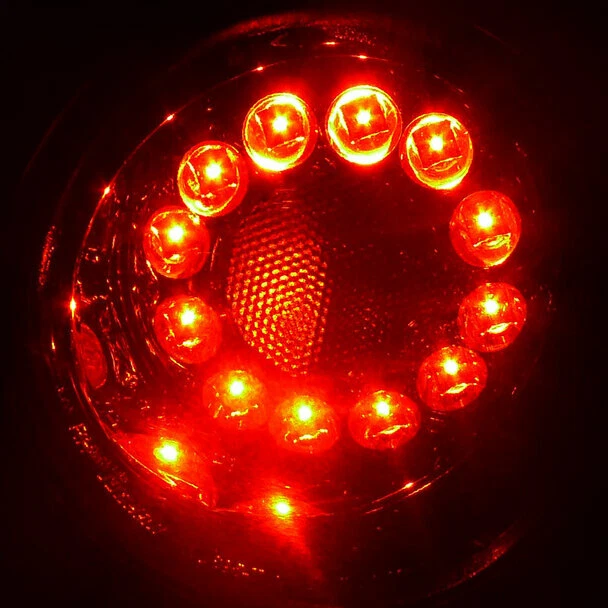 05-10 Chevy luz de ruptura de cobalto LED lente vermelha lanternas traseiras + luz de caminhão reversa - Imagem 2 de 4