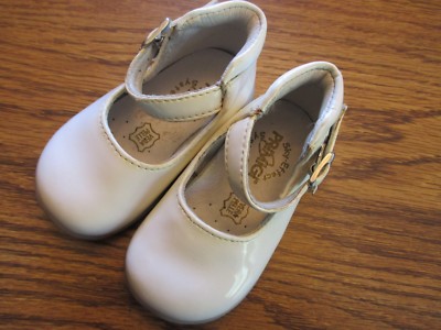 infant white mary jane shoes