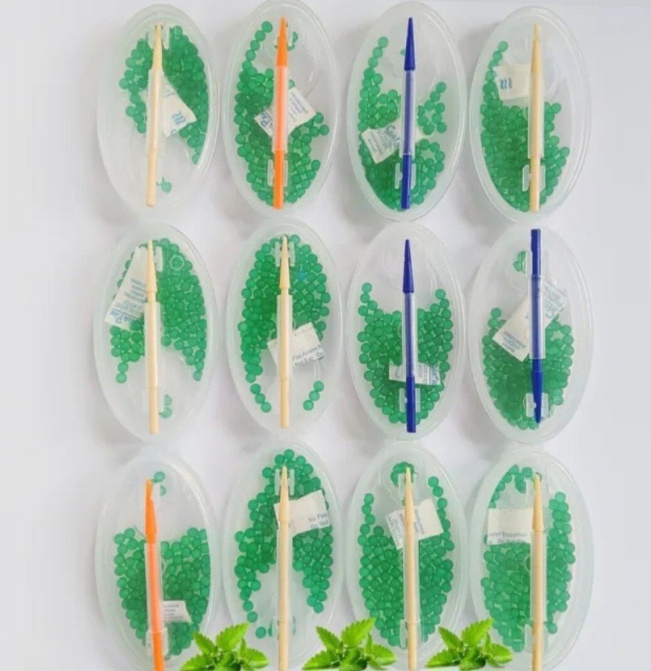 Mint Bidis White And Green And Red Cigarettes Hard Box