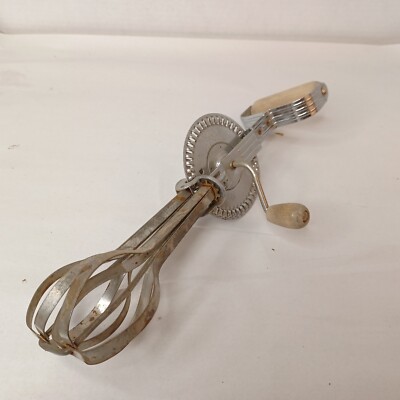Ecko Hand Crank Egg Beater Whisker Mixer Vintage 
