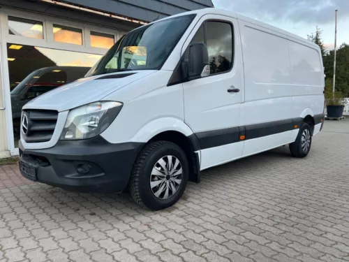Mercedes Sprinter 216