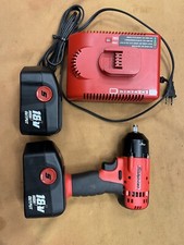 Snap-on 38 Cordless Impact Gun 18v W2 Batteries And Charger