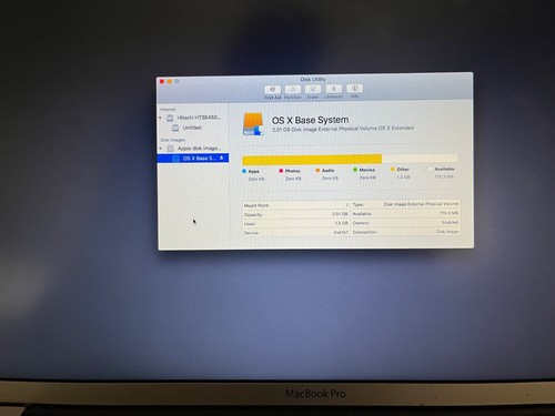 17" Macbook pro 2.8 Ghz Intel Core 2 Duo, 4 GB Ram, 500 GB HD, DVD Superdrive - Picture 8 of 13