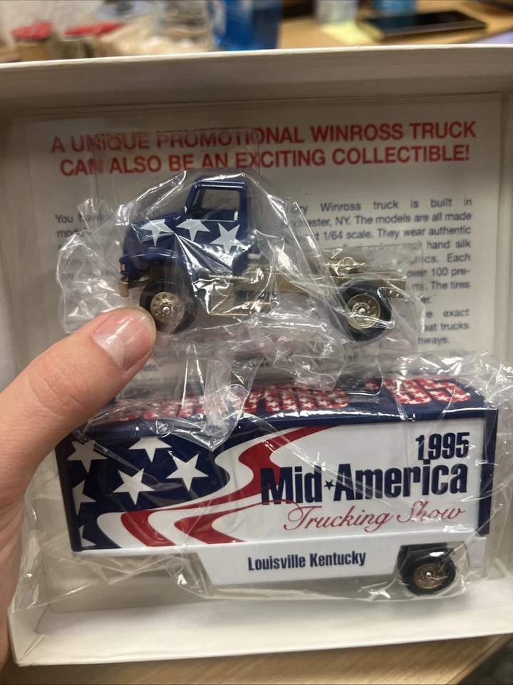 Tractor y remolque Winross 1/64 1995 Mid American Truck Show * Foto 2 de 4