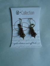 Grandmother's Buttons GB Collection - Earrings- New #02D59B