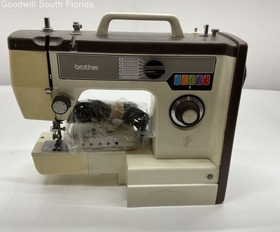 Brother Model VX710 White Brown Sewing Machine With Power Cord And Pedal