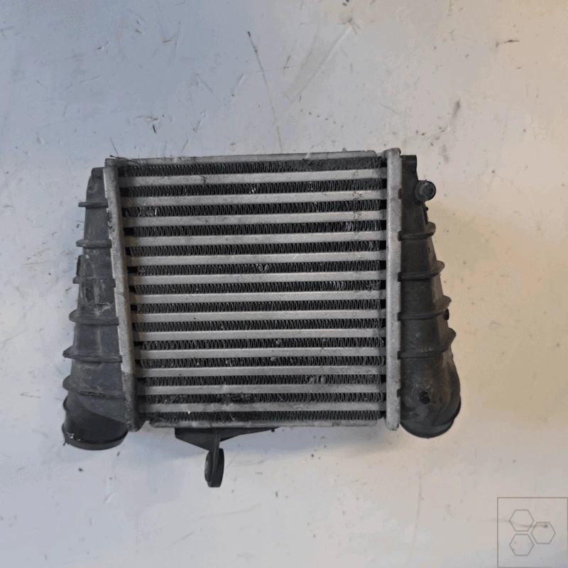 6Q0145804A Intercambiador aire/aire  SKODA FABIA (6Y) 1.9 TDI Ber. 5p/d/1896cc - Imagen 4 de 4