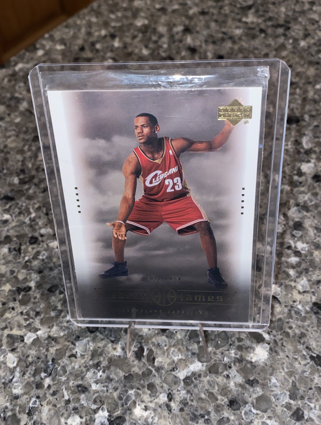 2003-04 Upper Deck Lebron James - Box Set Lebron James LeBron James #27 (RC)