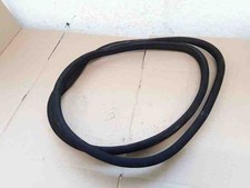 MERCEDES-BENZ C W204 T&uuml;rdichtungsgummi vorne links 2.20 Diesel 100kw 25549360