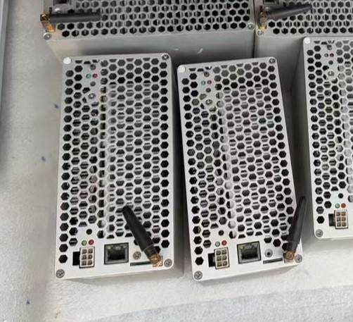 TESTED- Goldshell HS Box w/ WiFi Blake2b-  540gh/S - 1 Unit - Fast Shipping