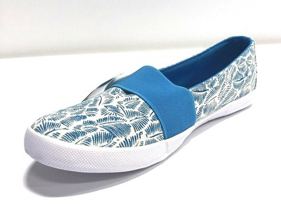Lamo Women s Akira, Blue/White Slip-On Shoes, Size 8.5M.