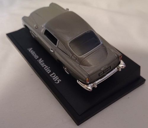 British Classic Sports Cars Aston Martin DB5 1:43 - Picture 2 of 12
