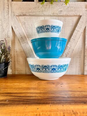 Pyrex Mixing Bowls Horizon Blue Vintage Pyrex Mixing Bowls Moon