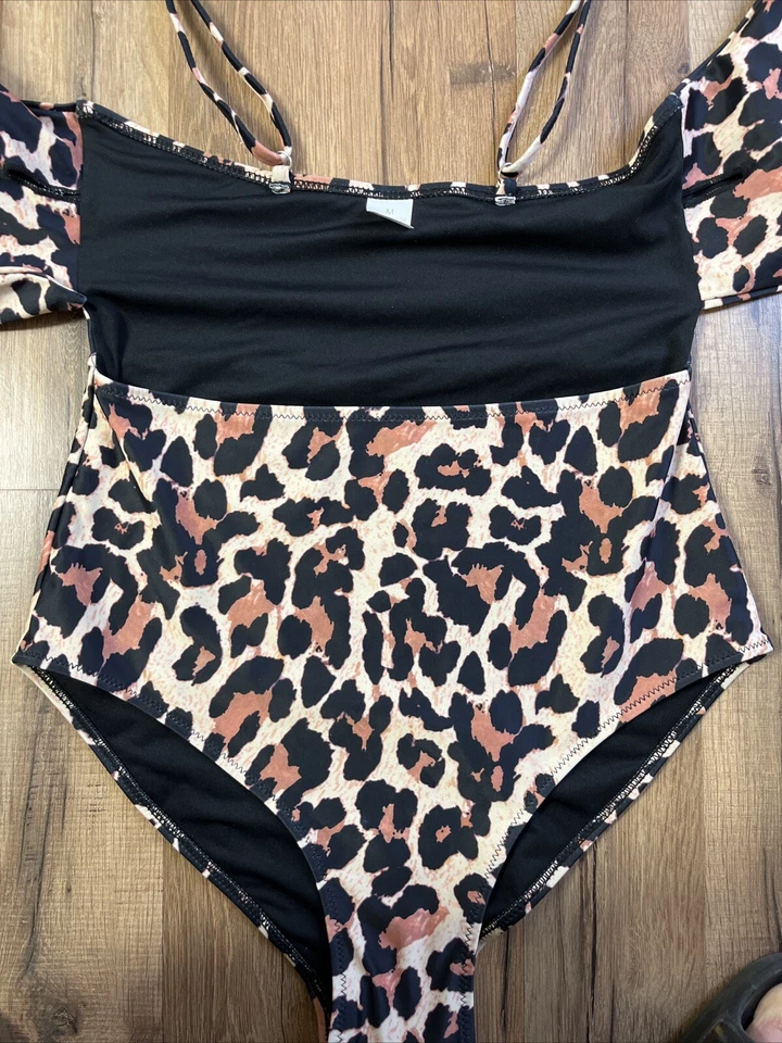 Traje de baño para mujer talla mediana de una pieza patrón de animales guepardo correas envolventes Foto 3 de 4